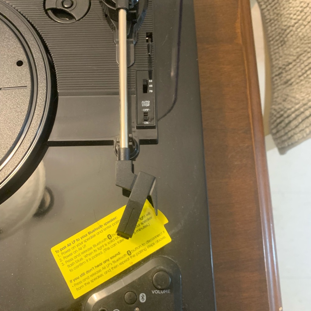 Ion LP record player - Picture 3 of 4